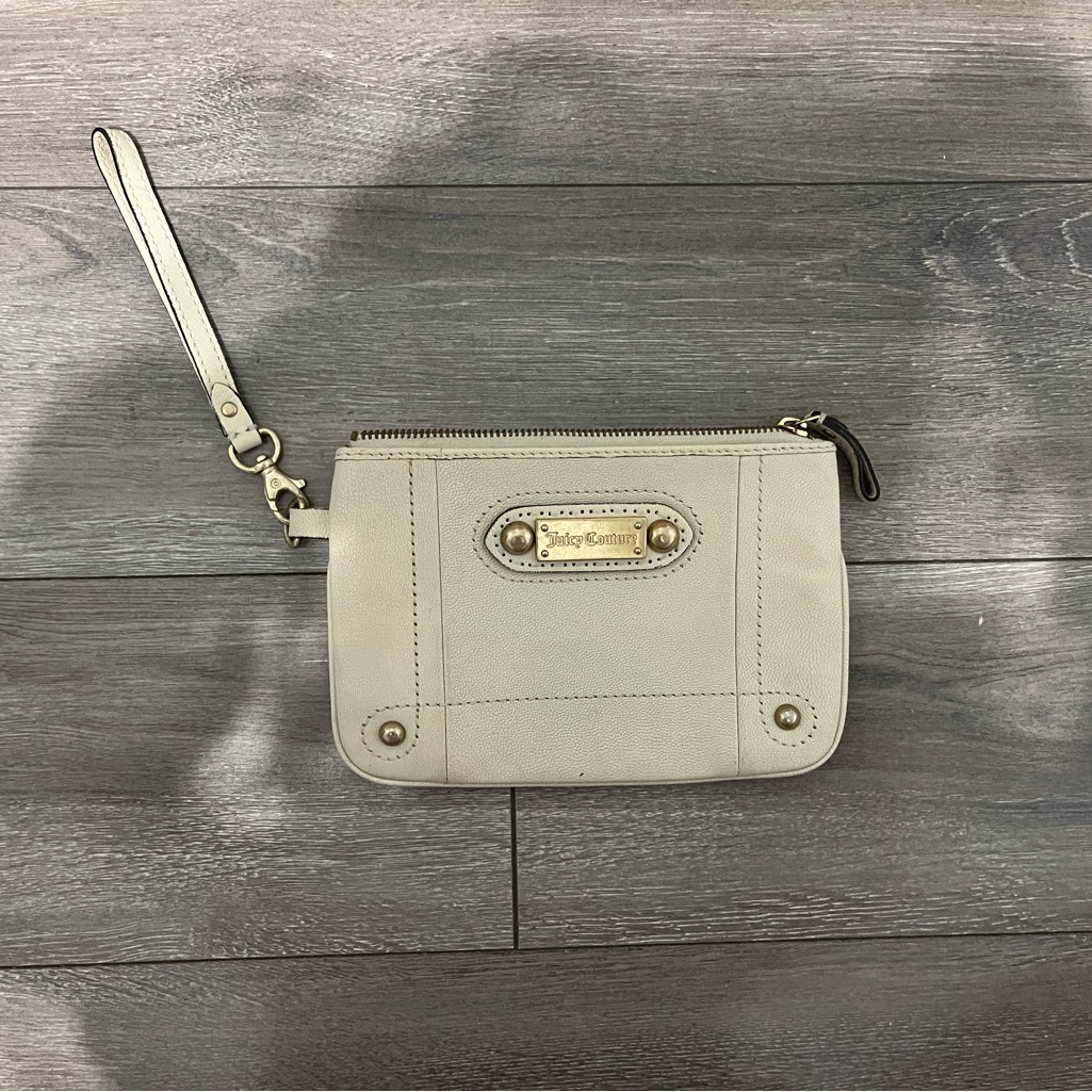 Brand New Juicy Couture Wristlet